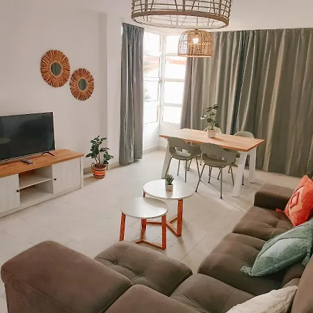 Bayuyo Apartment *